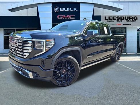 Used 2023 GMC Sierra 1500 Denali w/ Denali Reserve Package AWD/4WD image 3
