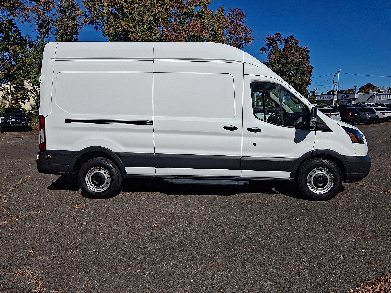 Used 2018 Ford Transit 250 148 High Roof RWD image 8