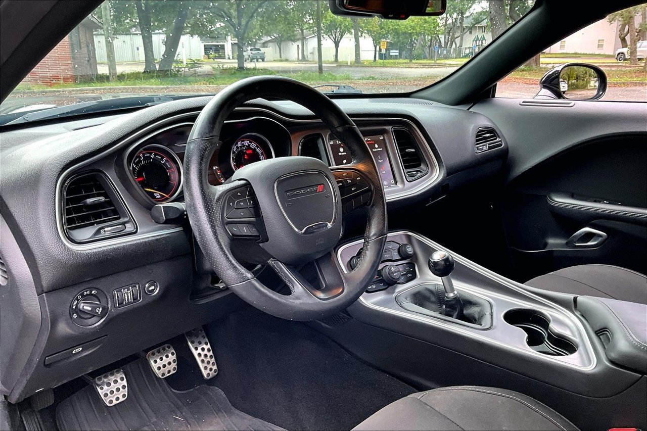 Used 2019 Dodge Challenger R/T Scat Pack RWD image 13
