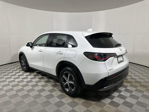 Used 2024 Honda HR-V EX-L image 5
