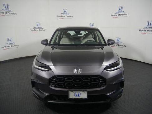 Used 2024 Honda HR-V LX image 2