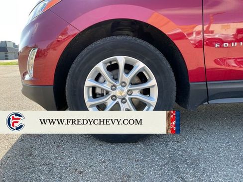 Used 2018 Chevrolet Equinox LT FWD image 25