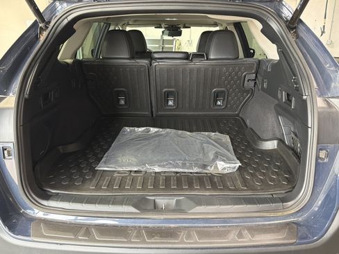 Certified 2025 Subaru Outback Touring XT AWD/4WD image 18