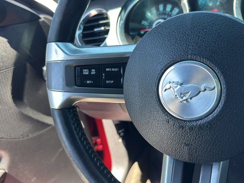 Used 2013 Ford Mustang GT RWD image 27