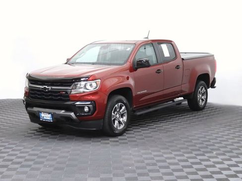 Certified 2021 Chevrolet Colorado Z71 w/ Safety Package AWD/4WD image 3