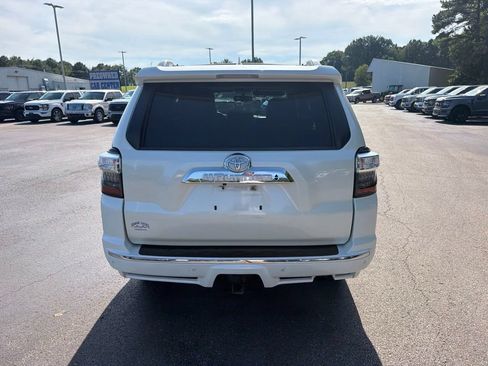 Used 2016 Toyota 4Runner Limited RWD image 4