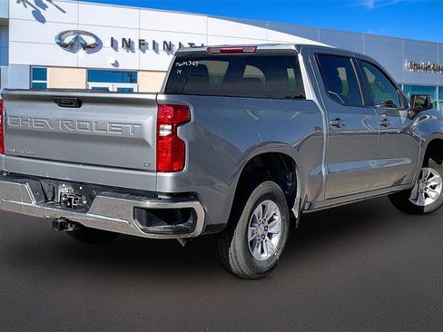 Used 2025 Chevrolet Silverado 1500 LT image 2