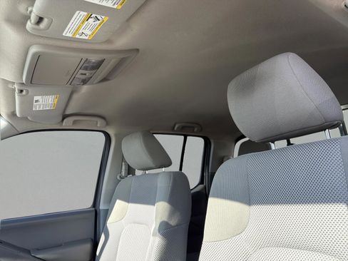 Used 2019 Nissan Frontier SV AWD/4WD image 30