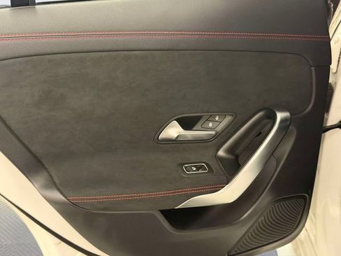 Certified 2022 Mercedes-Benz CLA 250 4MATIC image 11