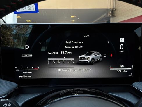 Used 2026 Nissan Kicks SR FWD image 37