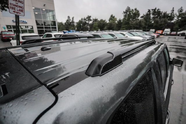 Used 2011 Honda Pilot EX-L image 12