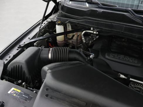 Used 2022 RAM 2500 Big Horn w/ Level C Equiment Group AWD/4WD image 19