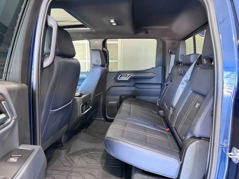 Certified 2022 Chevrolet Silverado 1500 High Country w/ High Country Premium Package AWD/4WD image 10