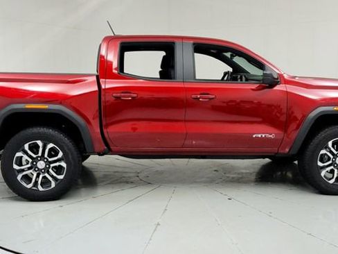 Used 2024 GMC Canyon AT4 w/ AT4 Premium Package image 6