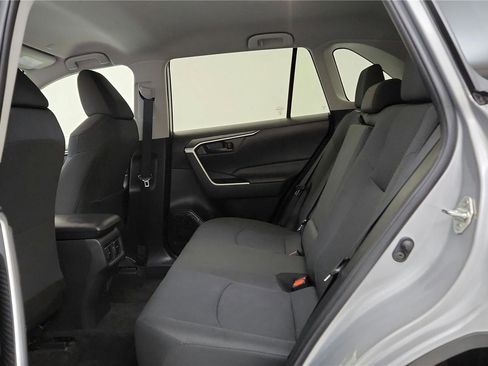 Certified 2023 Toyota RAV4 LE image 33