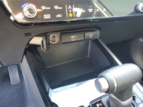 New 2026 Kia Niro LX image 19