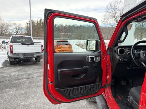 Used 2020 Jeep Wrangler Unlimited Sport S image 10