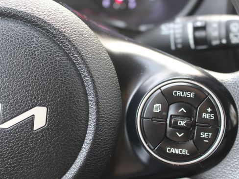 Used 2022 Kia Soul LX w/ Technology Package image 20