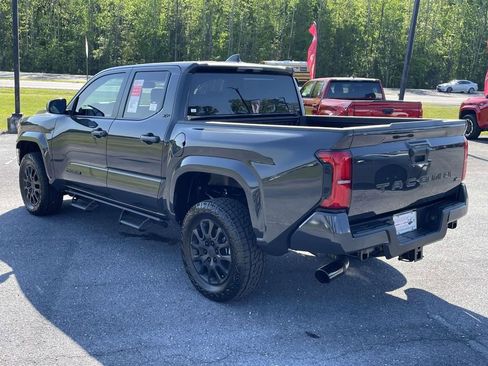 Used 2026 Toyota Tacoma SR5 RWD image 4