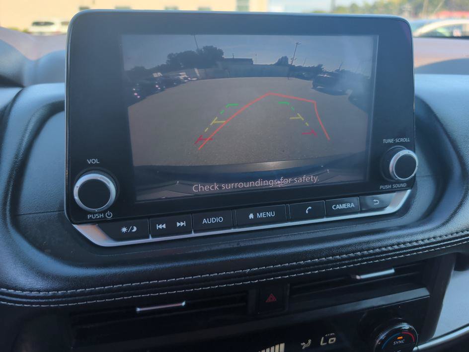Used 2023 Nissan Rogue SV FWD image 23