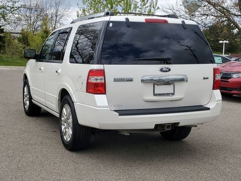 Used 2014 Ford Expedition Limited w/ Equipment Group 301A AWD/4WD image 2