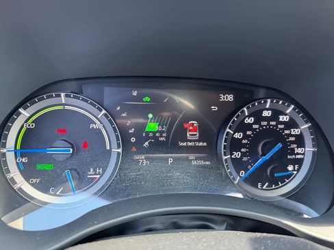 Used 2021 Toyota Highlander XLE AWD/4WD image 5