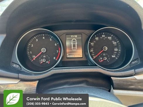 Used 2018 Volkswagen Passat 2.0T SE w/ SE Lighting Package FWD image 19