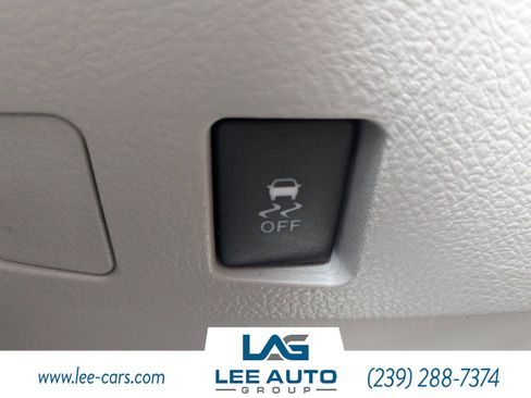 Used 2011 Toyota Camry LE image 23