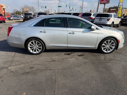 Used 2015 Cadillac XTS Luxury FWD image 18