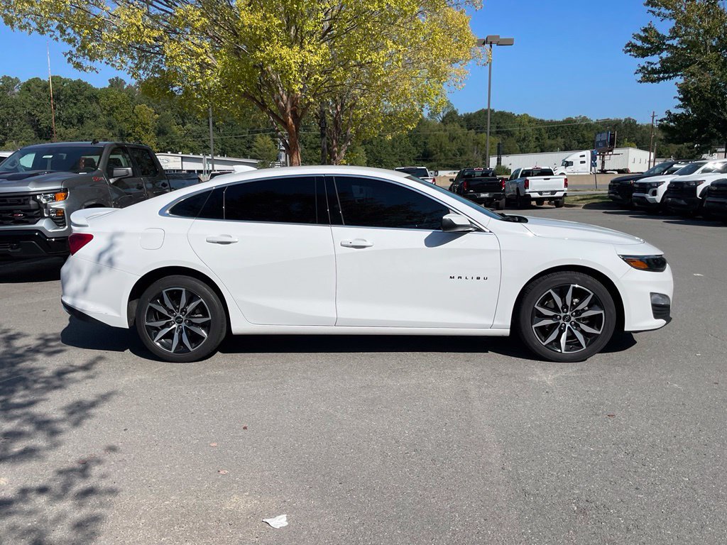 Used 2024 Chevrolet Malibu RS FWD image 8