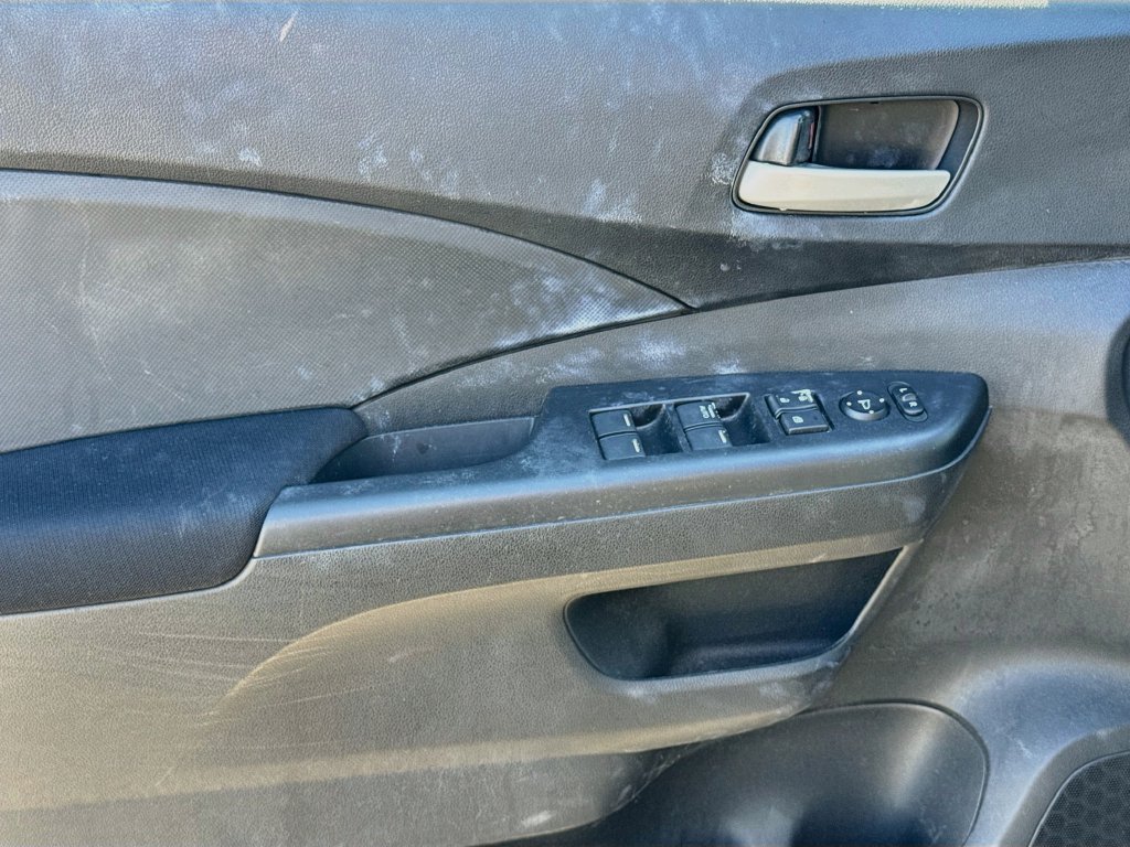 Used 2016 Honda CR-V SE image 11