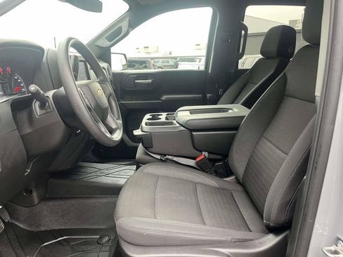 Used 2024 Chevrolet Silverado 1500 Custom w/ Turbomax Blackout Package RWD image 21