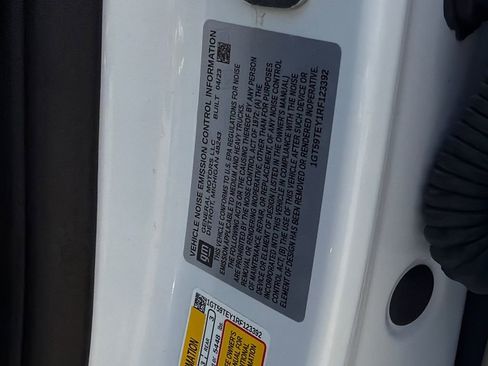 Used 2024 GMC Sierra 3500 SLE w/ SLE Value Package image 39