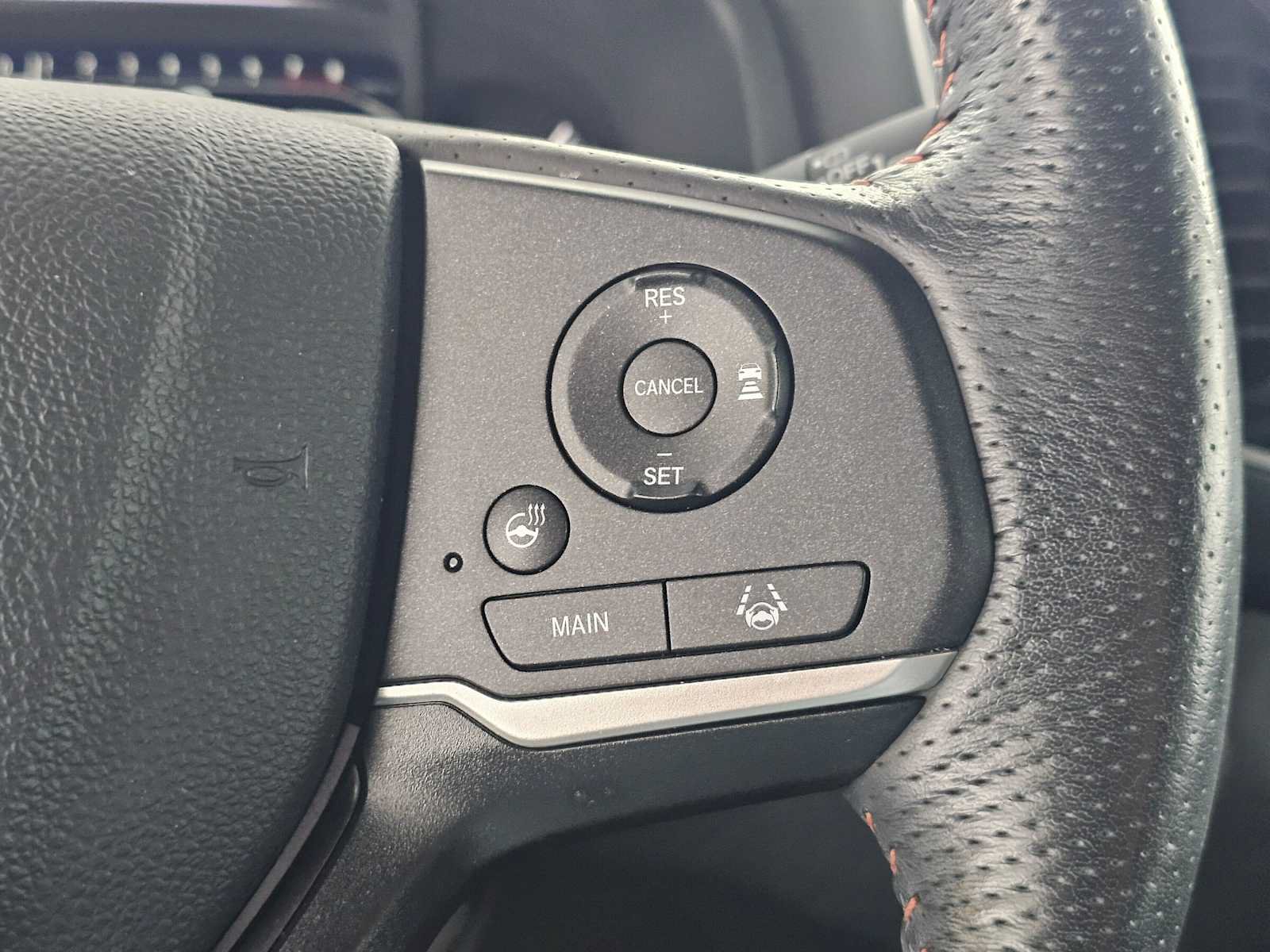 Used 2025 Honda Passport TrailSport image 29