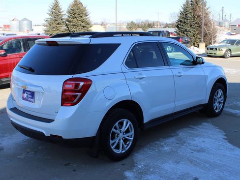 Used 2017 Chevrolet Equinox LT w/ Convenience Package image 5