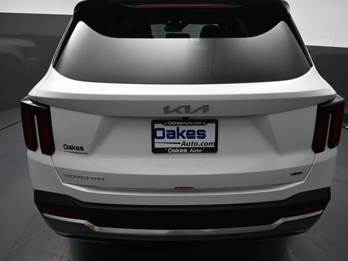 Certified 2026 Kia Sorento S AWD/4WD image 35
