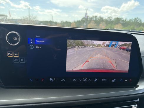 New 2026 Chevrolet Traverse LT image 31