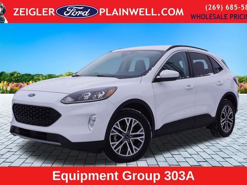 Used 2021 Ford Escape SEL image 1