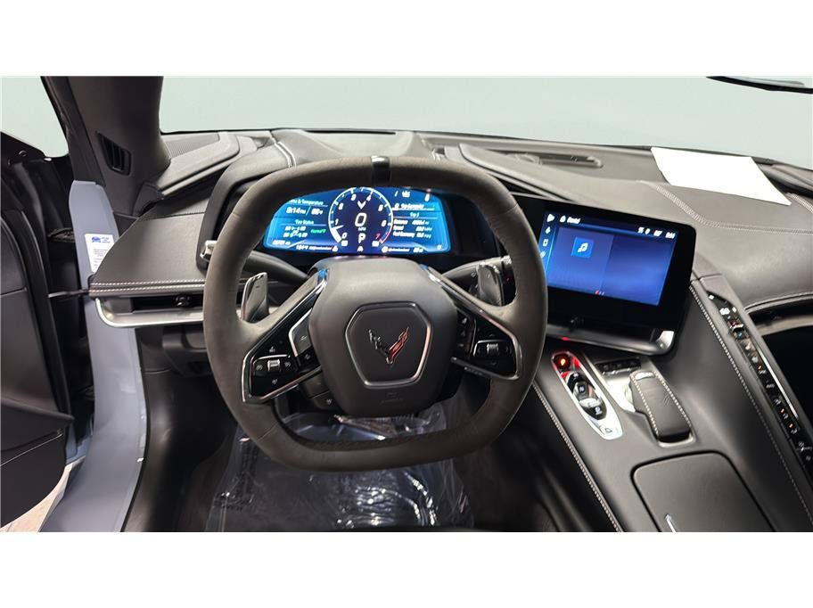 Used 2024 Chevrolet Corvette Stingray Preferred Conv RWD image 27