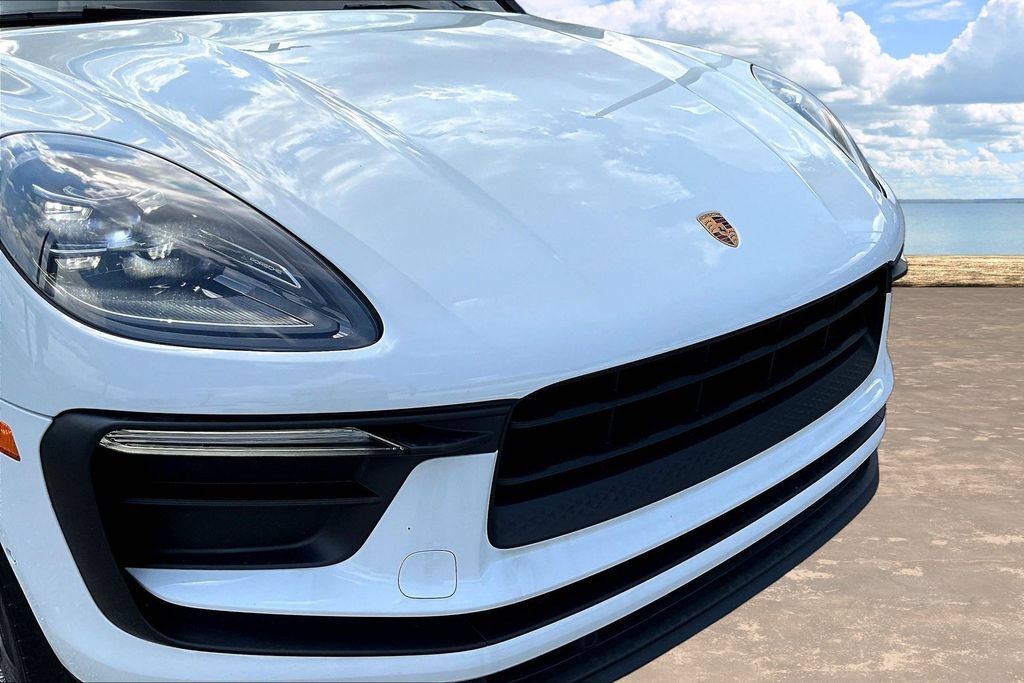Used 2022 Porsche Macan AWD/4WD image 33