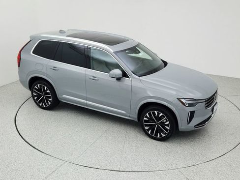 Certified 2026 Volvo XC90 B5 Plus w/ Protection Package image 14