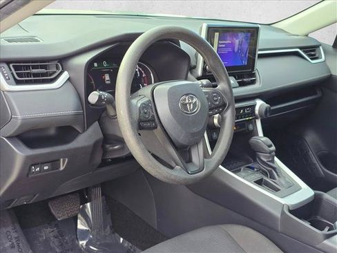 Used 2024 Toyota RAV4 LE FWD image 9