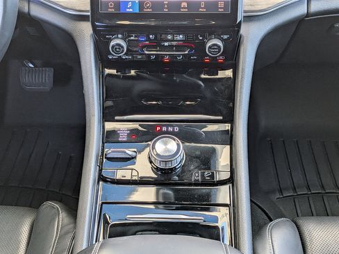 Used 2021 Jeep Grand Cherokee L Overland w/ Luxury Tech Group IV AWD/4WD image 30