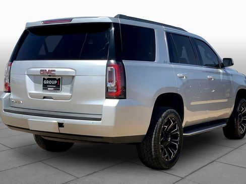 Used 2017 GMC Yukon SLT image 13
