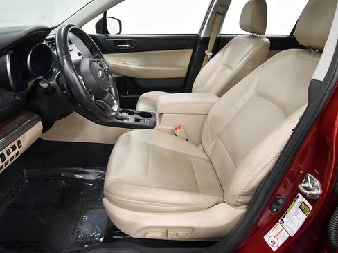 Used 2019 Subaru Outback 2.5i Limited AWD/4WD image 14