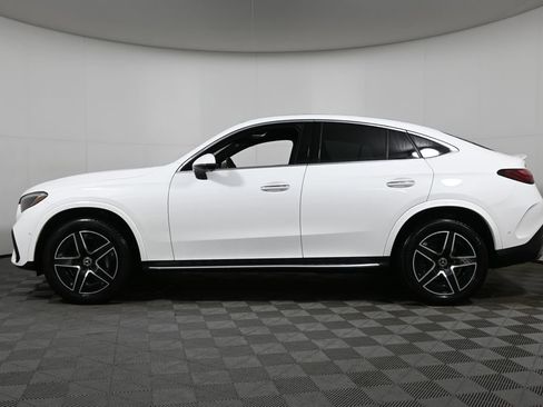 Certified 2025 Mercedes-Benz GLC 300 4MATIC image 2