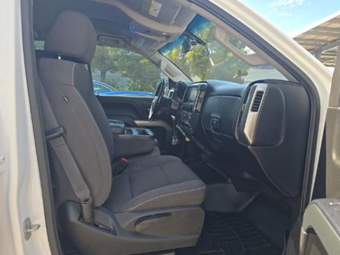 Used 2018 Chevrolet Silverado 1500 LT w/ All Star Edition AWD/4WD image 6