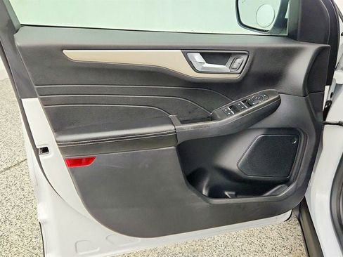 Used 2021 Ford Escape SE AWD/4WD image 10