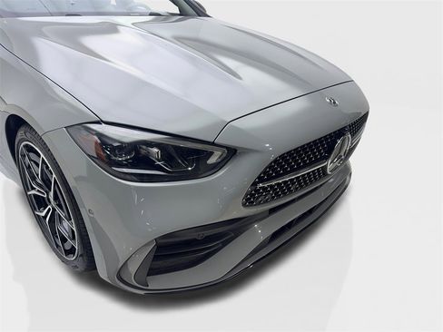 Used 2025 Mercedes-Benz C 300 Sedan image 17