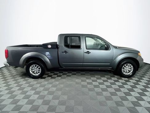 Used 2017 Nissan Frontier SV RWD image 9